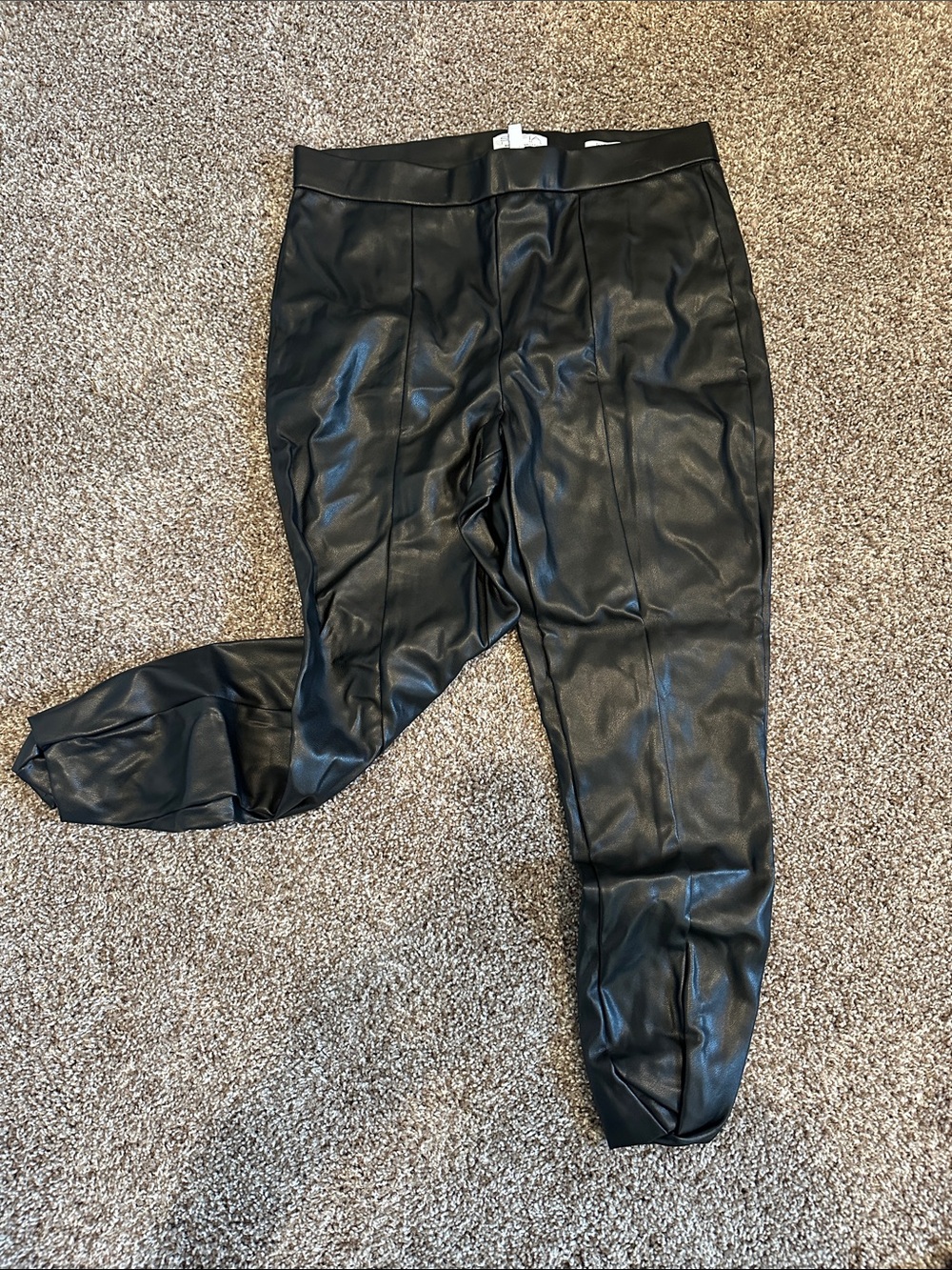 sofia by sofia vergara Black Faux Leather Skinny Pants